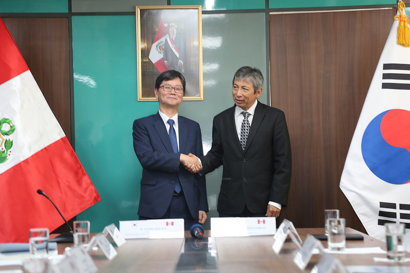 MINAGRI firma memorando de cooperación con Corea sobre recursos hídricos y prevención de desastres