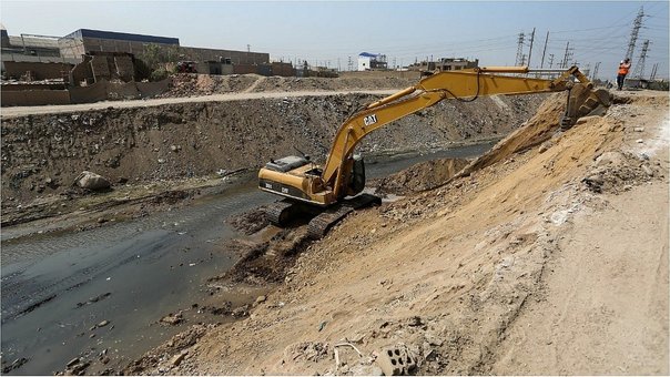 Limpieza y descolmatación del río Huaycoloro tiene un avance del 80%
