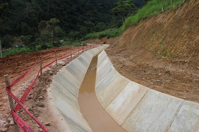 Se inició la perforación de túneles que llevarán agua para irrigar 5 mil nuevas hectáreas